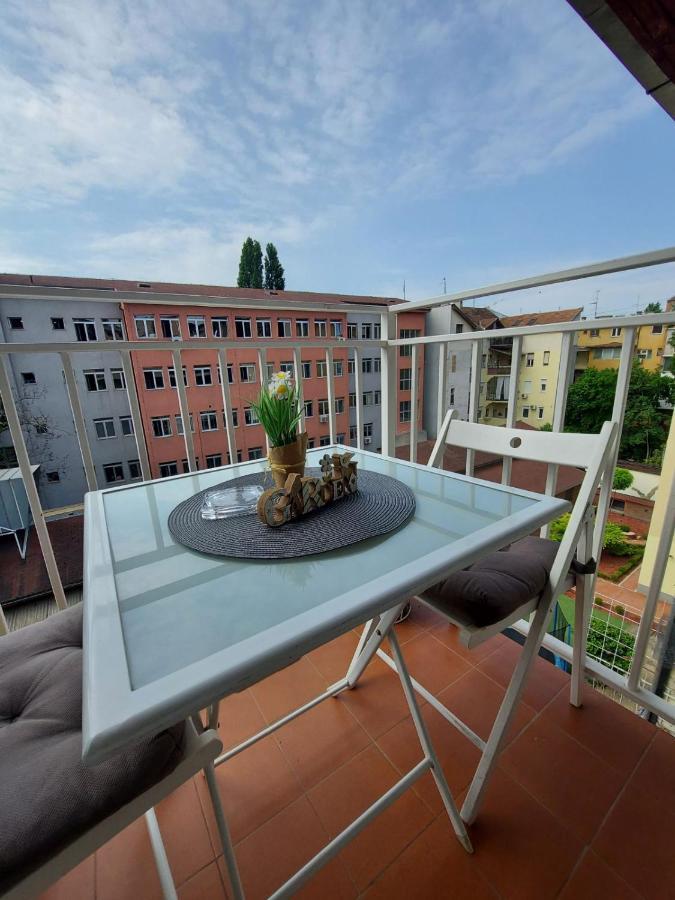 Center Danube Street Apartment Novi Sad Exterior photo